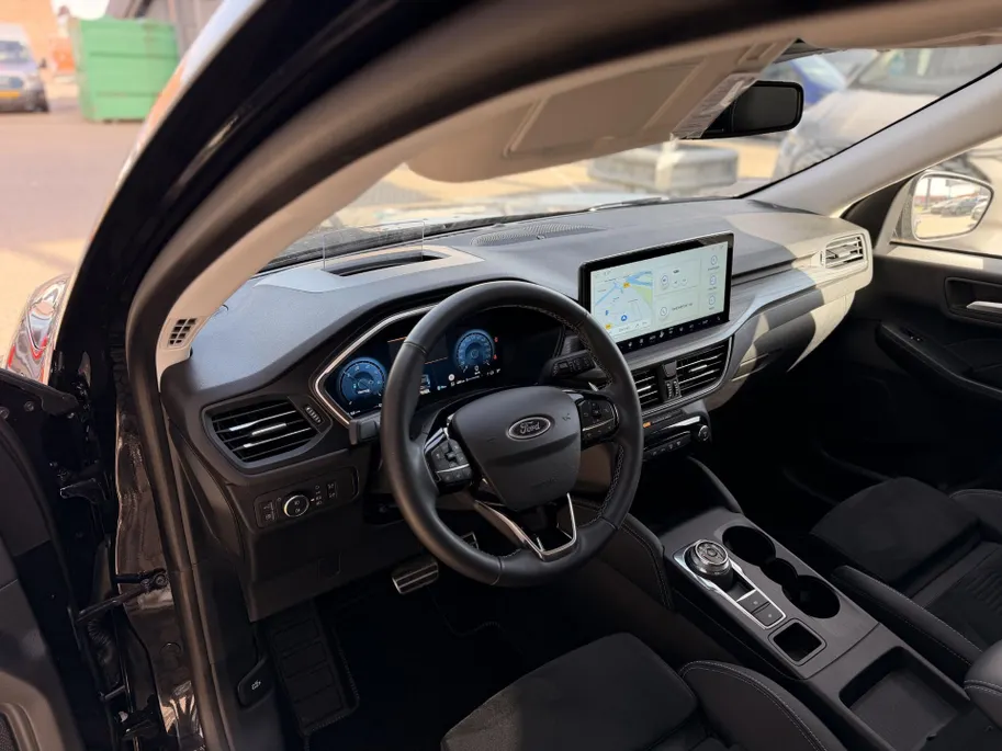 Ford Kuga 2.5 PHEV Active X DRIVER ASSISTANCE PACK I WINTER PACK I ELEK TREKHAAK I HUD I APPLE CARPLAY / ANDROID AUTO