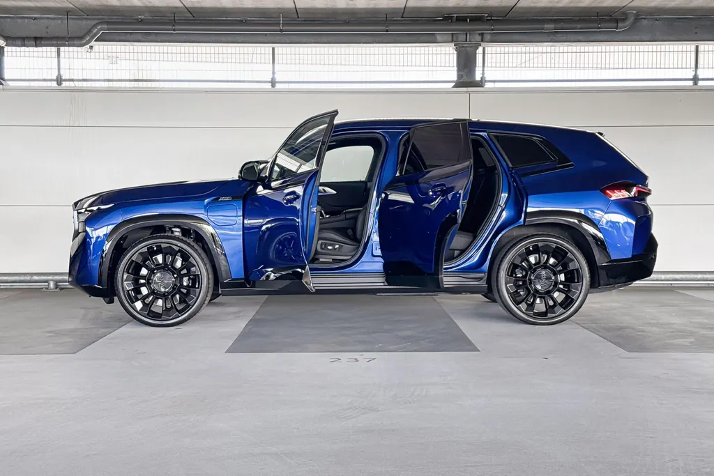 BMW XM PHEV 50e 30 kWh