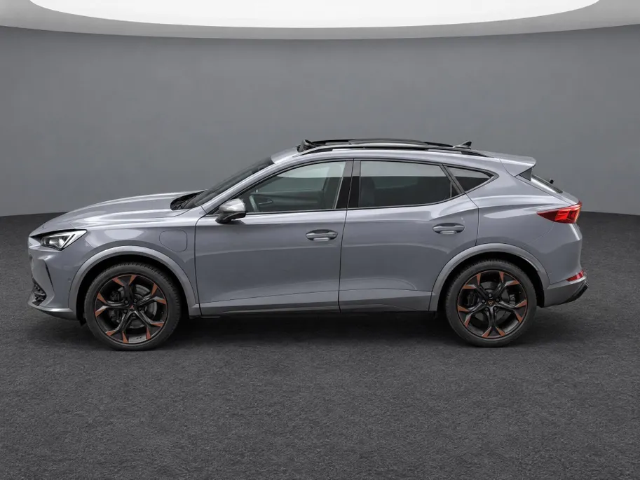 CUPRA Formentor 1.4 245pk DSG e-Hybrid VZ Performance · Panoramadak · 360 Camera · Wegklapbare Trekhaak · Stoel-&Stuurverwarming · 19'' Inch ·