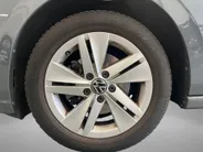Volkswagen Golf 1.0 eTSI 110pk DSG Life · Camera · Apple/Android Car Play · Navigatie · Sfeerverlichting · 16'' Inch · Garantie t/m 04-02-2028 of 100.000km