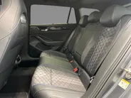 Volkswagen Passat Variant 1.5 272pk DSG eHybrid R-Line Edition · Panoramadak · 360 Camera · Wegklapbare Trekhaak · Elek. Voorstoel · Massage· 18'' Inch · Garantie t/m 23-09-2030 of 100.000km