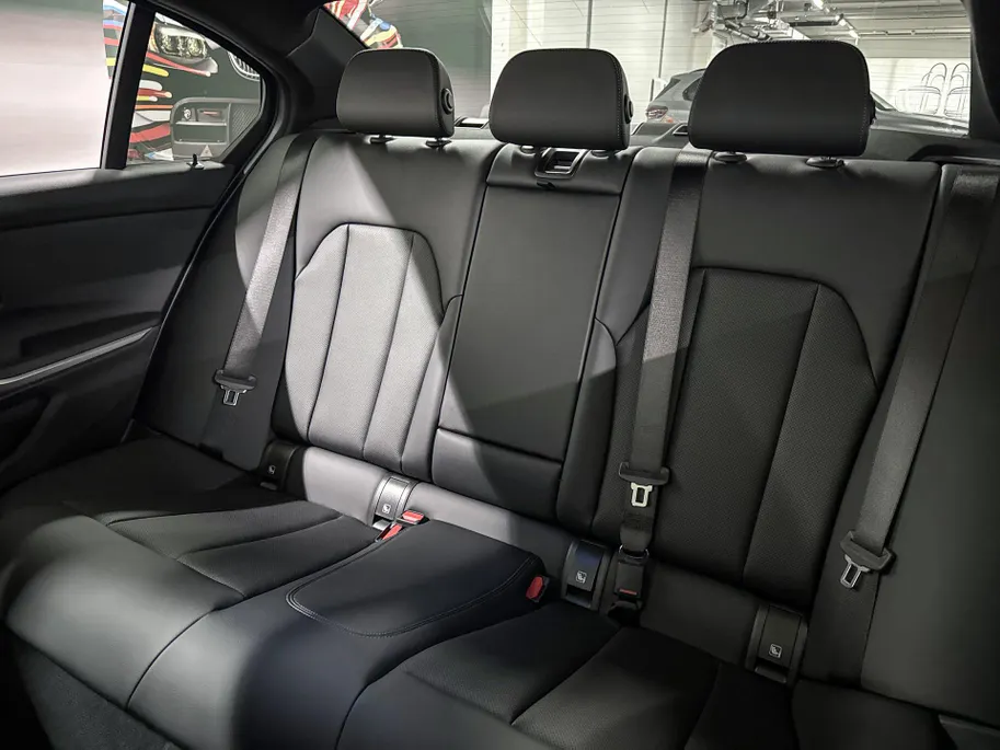 BMW 3 Serie Sedan 330e