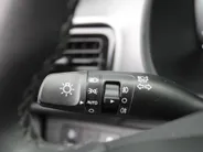 Kia Stonic 1.0 T-GDi MHEV DynamicPlusLine | Stuur-/stoelverwarming | Camera | Cruise adapt. | Clima | LED | Navi | 16' LM | Keyless |