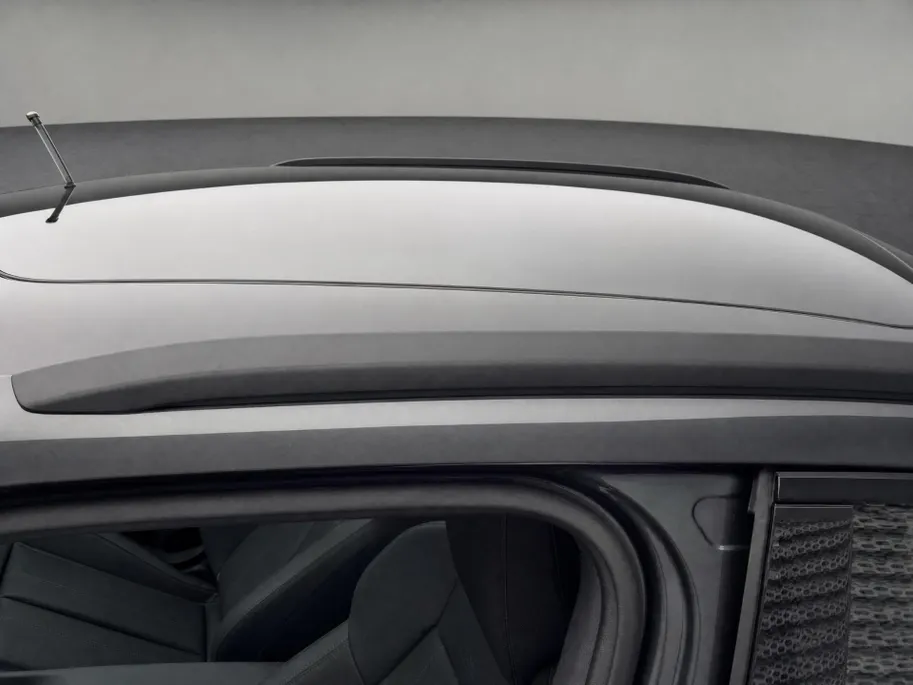 Audi Q6 e-tron S edition performance 100 kWh 306 PK · Tech pro · Glazen panoramadak · Trekhaak elek. wegklapbaar · Optiekpakket zwart