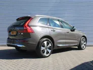 Volvo XC60 2.0 T6 Plug-in hybrid AWD Essential Edition Bright | Leer | Schuifdak | Elek. stoelverstelling | 19' LM | Dodehoek detectie | LED | Zeer nette auto |