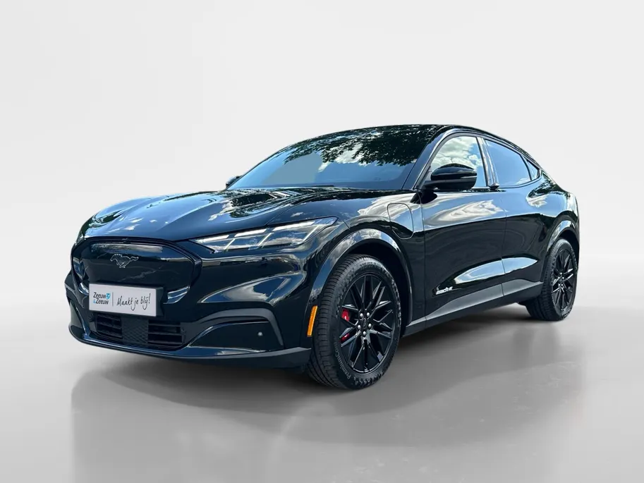 Ford Mustang Mach-E Extended Premium RWD 88 kWh | Uit Voorraad Leverbaar | Prijs Inclusief 2000 Euro Ford Voordeel | 600km WLTP Rijbereik | 19' Lichtmetalen Velgen | Elektrisch Bedienbare Achterklep met Sensor Besturing