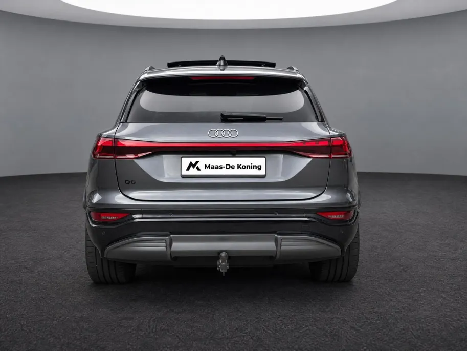Audi Q6 e-tron S edition performance 100 kWh 306pk · SOH 98,1% · Panoramadak · Warmtepomp · 360 Camera · Wegklapbare Trekhaak · Bang & Olufsen · Kuipstoel · 21'' Inch · Garantie t/m 21-01-2031 of 100.000km