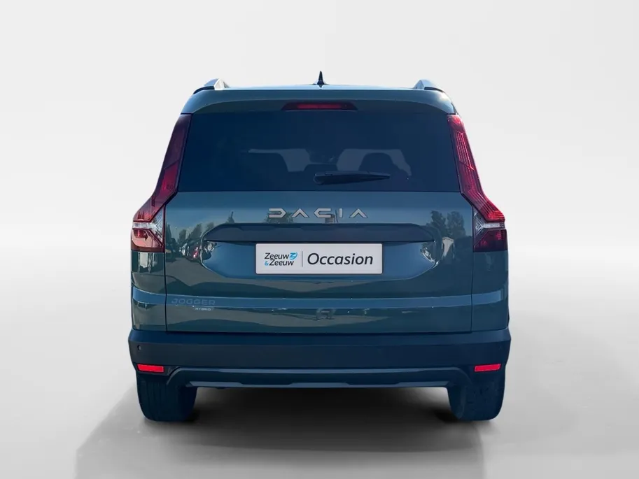 Dacia Jogger 140PK Hybrid Extreme 7p. Automaat | 7 Zitplaatsen | Camera | Parkeersensoren | Apple CarPlay/Android Auto | Digital Cockpit | Cruise Control | Lichtmetalen Velgen | Licht & Regen Sensor | Full LED |