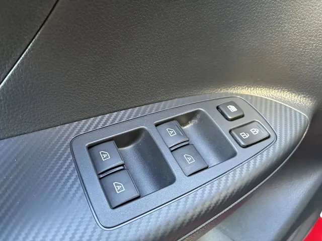 Mitsubishi Eclipse Cross 2.4 PHEV First Ed.