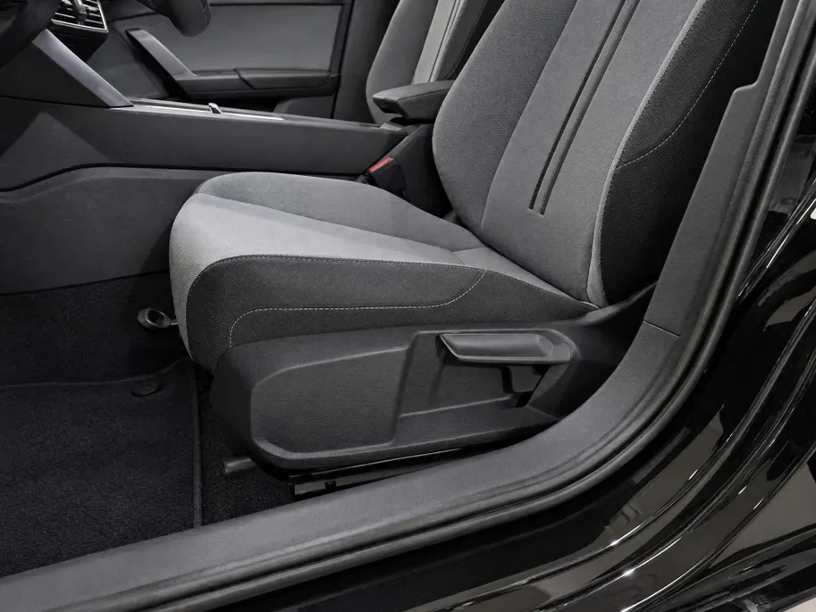SEAT Leon Sportstourer Style Business Intense 1.5 eTSI 115 PK DSG Station | Technology Pack | Matrix Verlichting | Metallic Lak | 3500,- Herwaardering!!
