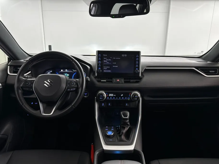 Suzuki Across 2.5 Plug-in Hybrid Style Automaat | Trekhaak | 19'' L.M. Velgen | Elektrische achterklep