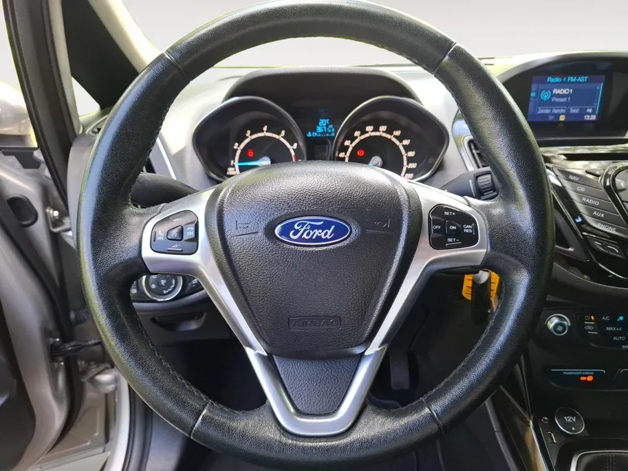 Ford B-MAX 1.0 EcoBoost Titanium | VERWARMDE VOORRUIT | NAV | AIRCO | 1 JAAR BOVAG GARANTIE | TELEFOON |