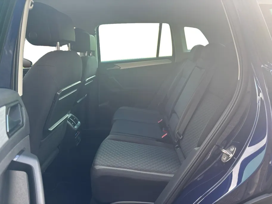 Volkswagen Tiguan 1.5 TSI ACT Comfortline Business | Trekhaak | Achteruitrijcamera | Climate control | ACC