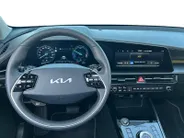 Kia Niro 1.6 GDi Hybrid DynamicPlusLine | Apple Carplay / Android Auto | Navigatiesysteem | Stoel + Stoelverwarming | Licht + Regensensor | Elektrisch bedienbaar Schuif / Kanteldak | Elektrisch Bedienbare Achterklep | Cruise Control Adaptief | Rijstrooksensor + Co