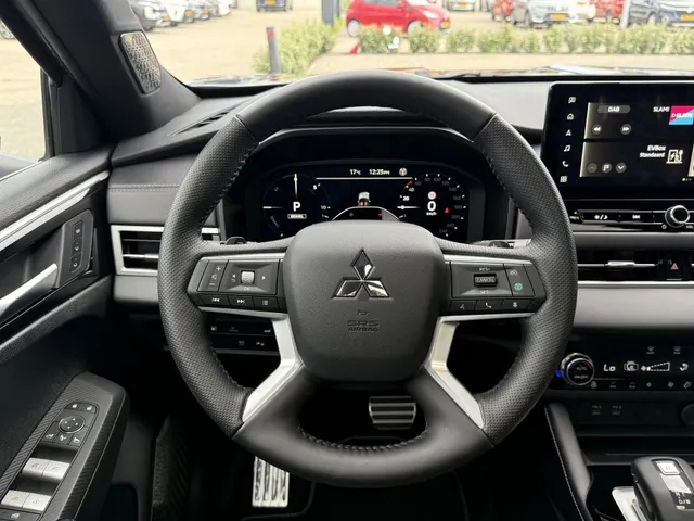 Mitsubishi Outlander 2.4 PHEV Instyle