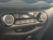 Nissan Juke 1.0 DIG-T N-Connecta AUTOMAAT | 12 MAANDEN GARANTIE | STOELVERWARMING | NAVIGATIE | CLIMATE CONTROL