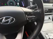 Hyundai Kona EV Fashion 64 kWh | Zeer nette auto | 97,6 % SOH | Navigatie | Head-up display | Achteruitrijcamera | Hoge zit |