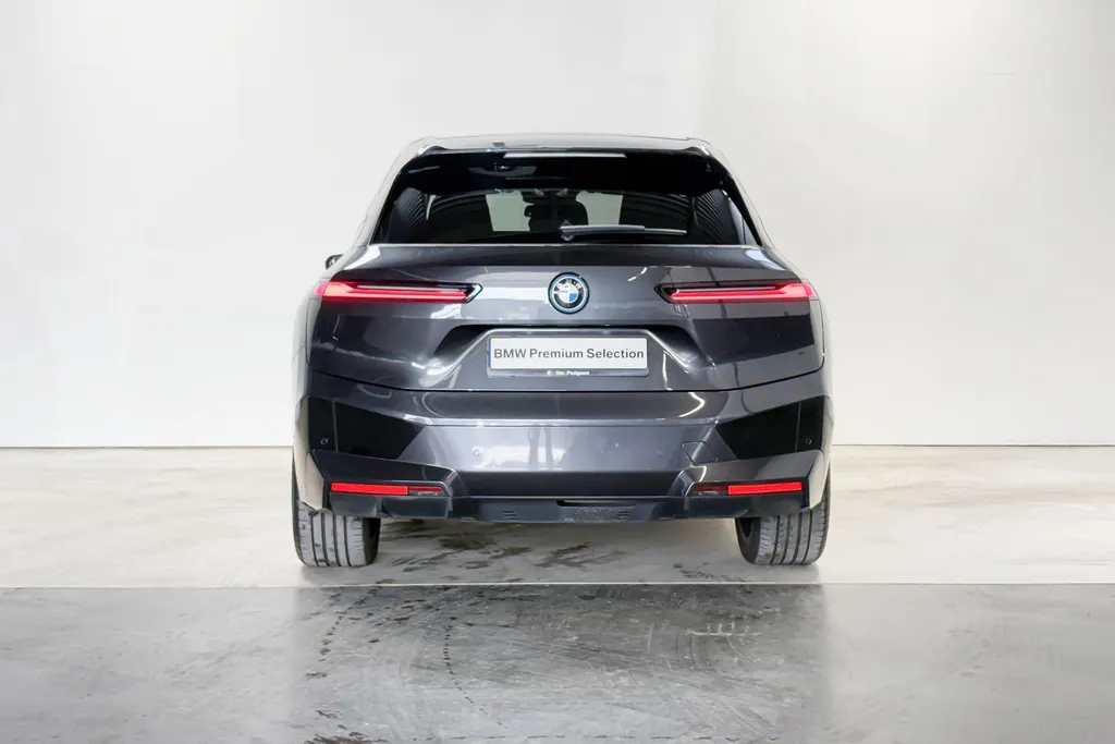 BMW iX xDrive40 High Executive Sportpakket