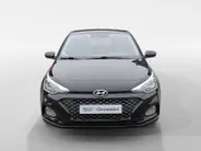Hyundai i20 1.0 T-GDI Comfort Automaat | All weatherbanden | Trekhaakl | Navigatie | Camera |