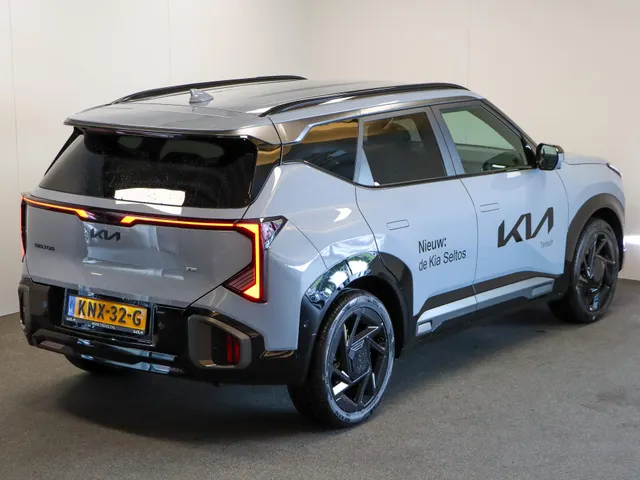 Kia Seltos 1.6 GDi Hybrid X-Line