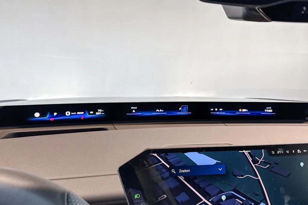 BMW iX3 50 xDrive 113 kWh