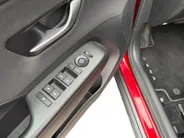 Hyundai Kona 1.6 GDI HEV Comfort Smart 19'' velgen Incl. resterend fabrieksgarantie! Zeer mooie uitvoering! ALS NIEUW!!