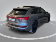 Audi e-tron 55 300KW/408pk Quattro S edition 95 kWh Panoramadak · 360 Camera · B&O Audio · Leder · Stoelverwarming · Luchtvering · 21'' Inch ·