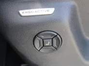 Volkswagen Tiguan 1.5 eHybrid R-Line Edition | Elek. trekhaak | Schuifdak | Stuur-/stoelverwarming + massage | Camera | 20' LM | HUD | LED | Dodehoek detectie | Nieuwstaat | BTW auto |