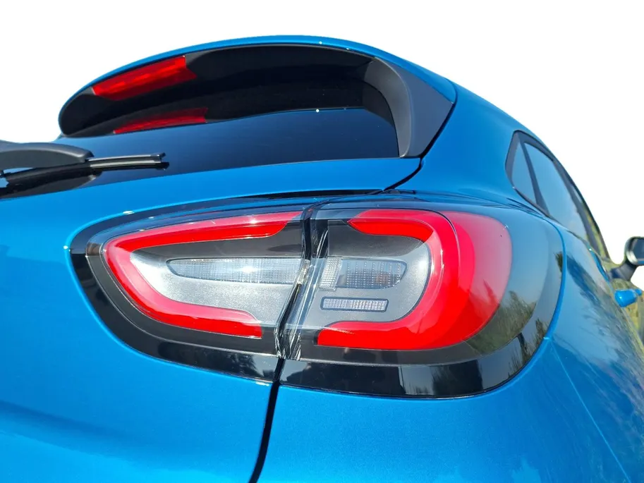 Ford Puma 1.0 EcoBoost Hybrid Titanium | !gratis upgrade naar automaat! | Winterpack | Comfortpack | El. Achterklep | Camera | Navigatie | Led verlichting | Keyless entry | 17' Lichtmetaal | Climate Control | Nieuw te bestellen! |