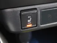 Mazda 2 Hybrid 1.5 Select | 16' LM | Stoel- & stuurverwarming | HUD | Camera | Dodehoek sensor |