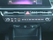 Kia Niro 1.6 GDi Hybrid DynamicPlusLine | Schuif-/kanteldak | Stuur-/stoelverwarming | Cruise adapt. | Camera | HUD | LED | Clima | 16' LM | Navi |