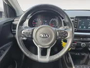Kia Stonic 1.2 MPi ComfortPlusLine Navigator | Achteruitrijcamera | Apple/Android Carplay | Stoel en Stuurverwarming | Cruise control | 12 maanden garantie! |