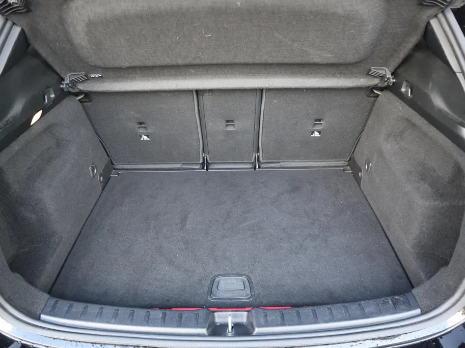 Mercedes-Benz GLA 250 e AMG Line