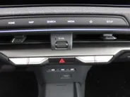 Kia EV2 Plus Advanced 42.2 kWh | Stuur-/stoelverwarming | Schuifdak | Dodehoek detectie | Elek. Stoelverstelling | Camera | 18' LM | LED | HK audio | Cruise adapt. |