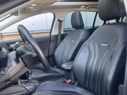Ford Focus 1.0 EcoBoost 125 pk Vignale Wagon Panoramadak - Design Pack - Winter Pack - Lederen bekleding