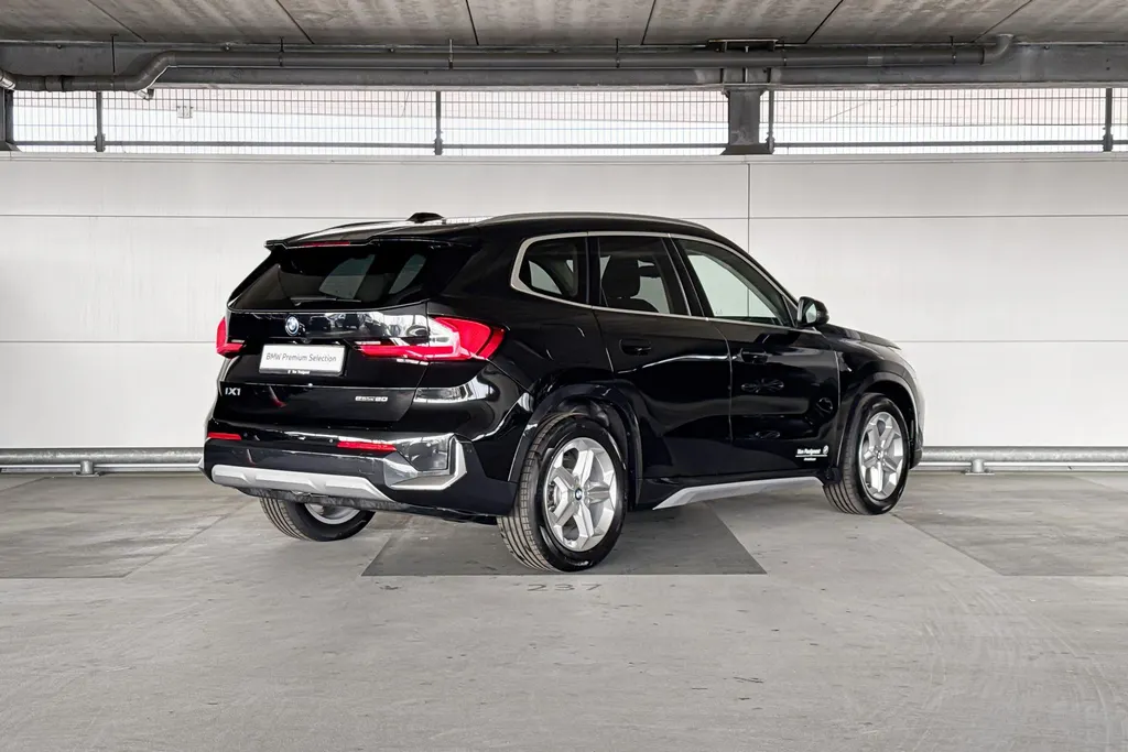BMW iX1 eDrive20 Pure Edition 67 kWh