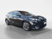 Kia Ceed 1.0T Design Edition | Stoel en stuurverwarming | Dodehoek detectie | Navigatie | Camera | Apple carplay / Android Auto | JBL sound system |