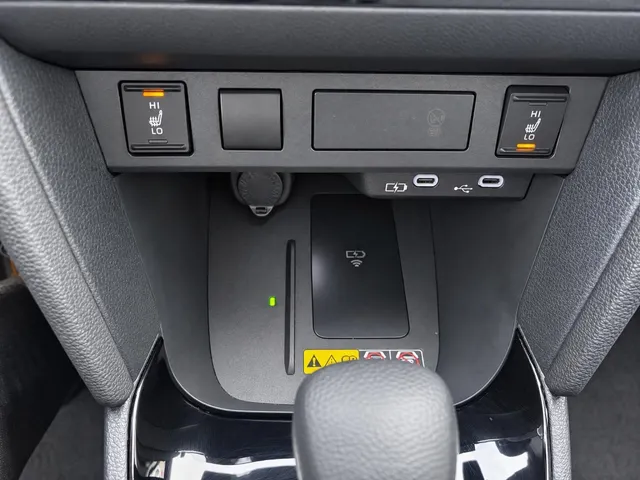 Toyota Yaris Cross 1.5 Hybr 130 Dynamic | Blindspot | Parkeersensoren | All Seasons
