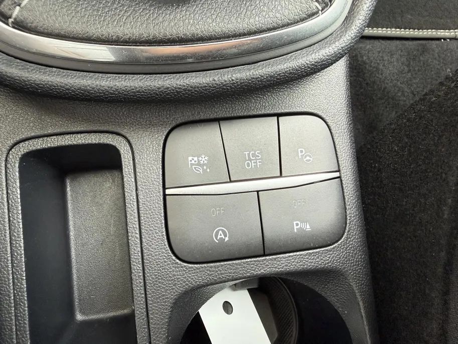 Ford Fiesta 1.0 EcoBoost Titanium 100PK | Winter Pack | Keyless Entry | Apple Carplay & Android Auto | Parkeersensoren voor & achter