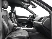 Audi Q5 50 TFSIe 299pk S-tronic S edition · Camera · Wegklapbare Trekhaak · Apple/Android Car Play · Navigatie · 20'' Inch ·