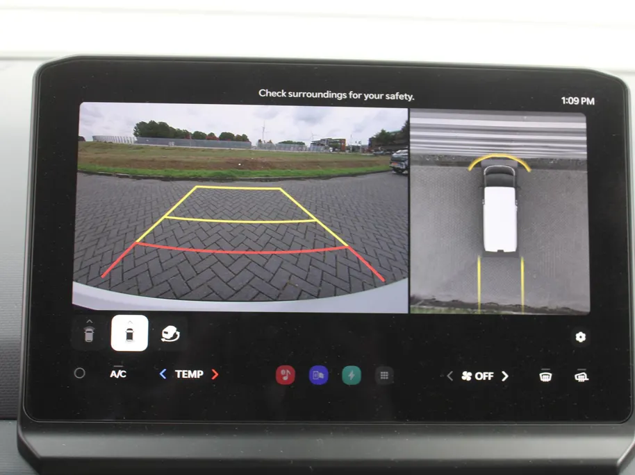 Kia PV5 L2H1 Elite DC 71.2 kWh | Luxe dubbele cabine | Zijwandbekleding | Vloerplaat | Privacy glass | Tot € 2.500 (inruil)voordeel bij aanschaf of 2,99% financiering |
