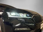 Škoda Octavia Combi 1.4TSI 180kW/245PK iV PHEV RS · Navigatie · Leder/Alcantara · Apple/Android Car Play · Elektrische stoelverstelling ·
