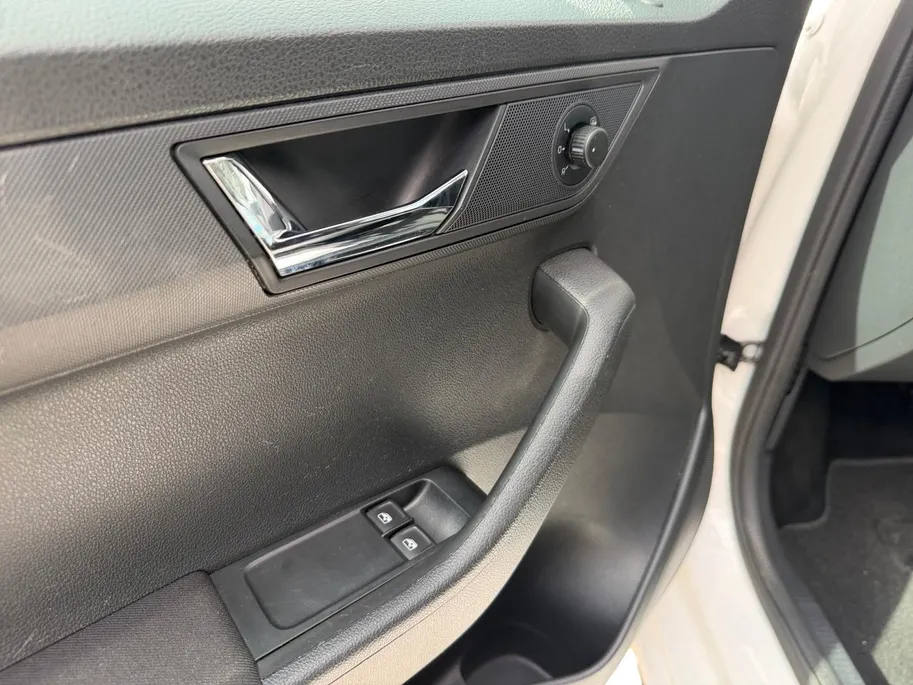 Škoda Fabia Combi 1.0 TSI Ambition | Airco | Apple/Android Carplay | Cruise Control | Parkeersensoren |