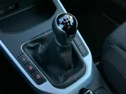 SEAT Arona 1.0EcoTSI 95PK FR · Apple/Android Car Play · Parkeersensoren · Cruise control · Garantie t/m 09-04-2025