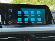 Volkswagen Golf Variant 1.0eTSI/110PK DSG Life · Navigatie · Camera + Parkeersensoren · Apple/Android Car Play · Stoelverwarming · Elektrische stoelverstelling ·