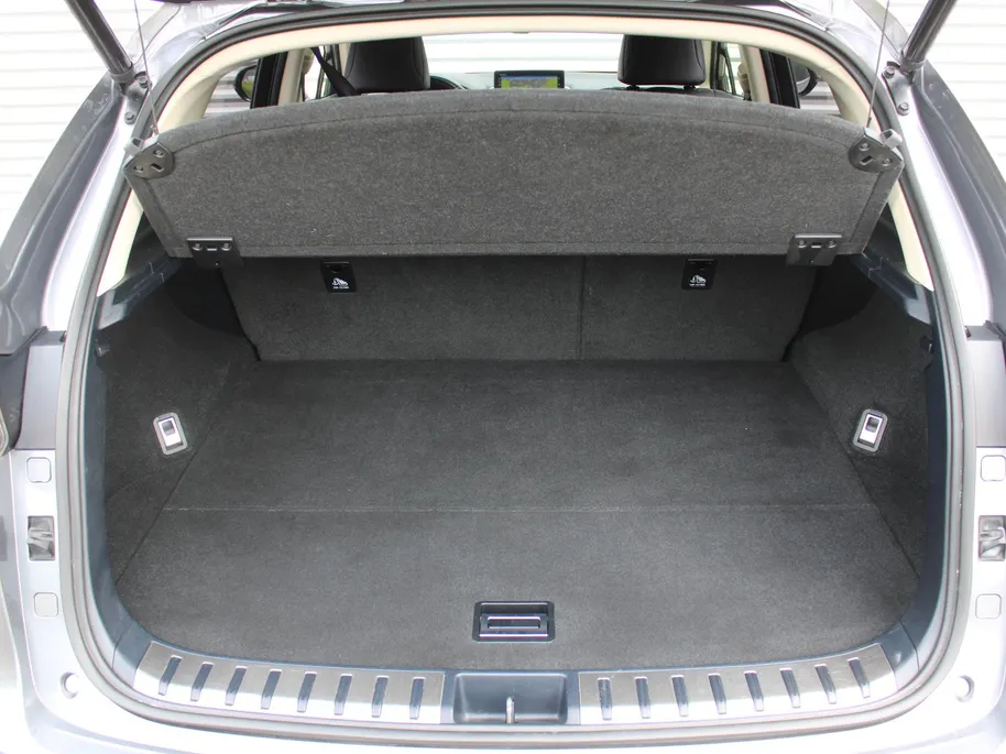 Lexus NX 300h AWD Sport Edition | Luxury + Safety Pack | Stuur-/stoelverwarming | Schuif-/kantel dak | Draadloze lader | 18' LM | Camera | Cruise adapt. |