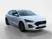 Ford Focus 1.0 EcoBoost Hybrid ST Line | NL-Auto | Dealer Onderhouden | Navigatie | Apple/Android Auto | Parkeersensoren | 12 maanden garantie! |