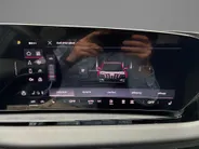 Audi Q6 e-tron S edition 83 kWh 252pk · Panoramadak · Inklap. Trekhaak · Luchtvering · 360 Camera · Matrix LED · Elek. Stoelen + Geheugen Bestuurder · Garantie t/m 19-06-2030 of 100.000km