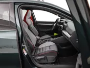 Volkswagen Golf GTI Clubsport Edition 50 2.0 325 PK 7 versn. DSG · Assistance Pakket Plus · Leder Pakket 'Vienna' · Multimedia Pakket Plus · Panoramaschuif-kanteldak · Stuurwiel, verwarmd, multifunctioneel en met ArtVelours bekleed ·