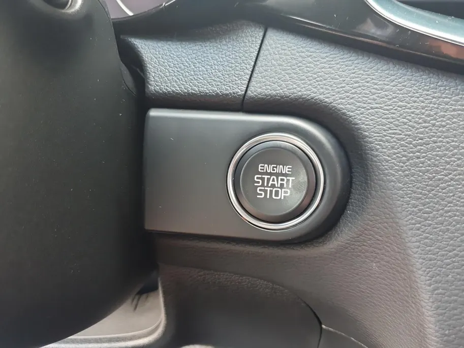 Kia Ceed 1.0T Design Edition | Stoel en stuurverwarming | Dodehoek detectie | Navigatie | Camera | Apple carplay / Android Auto | JBL sound system |